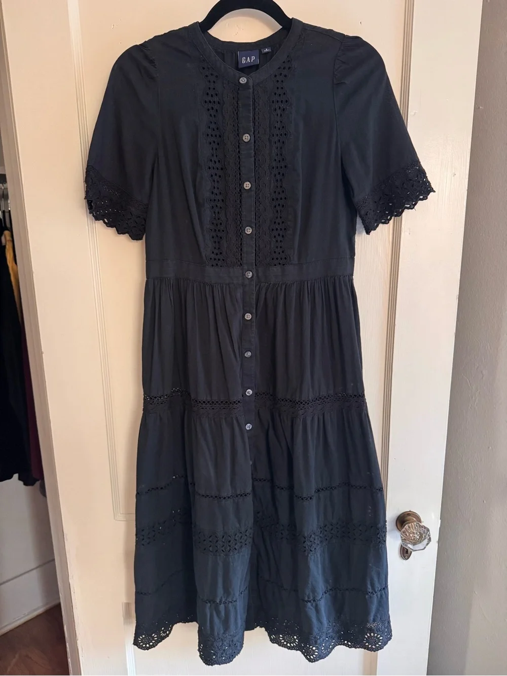 GAP Black Eyelet Button-Front Midi Dress with Short Sleeves